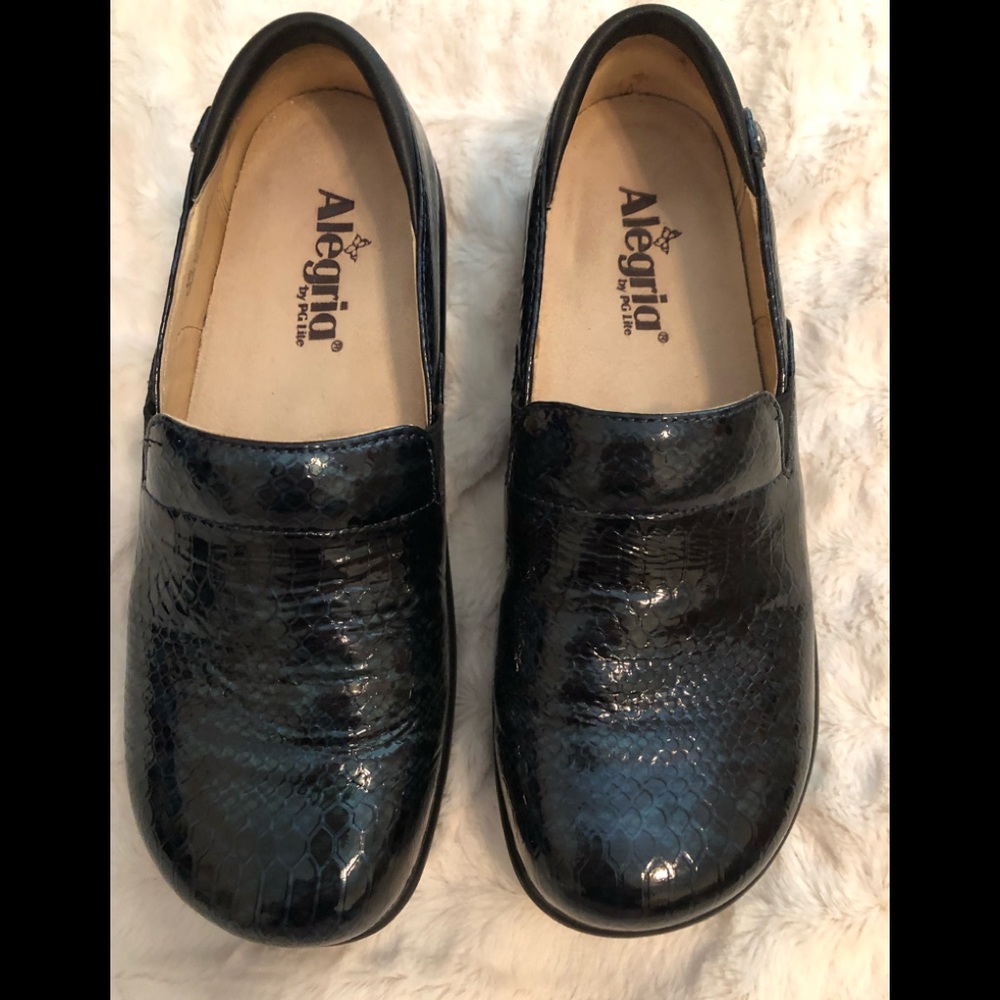 🩺💉 Alegria Nursing Shoes, size 9/39.